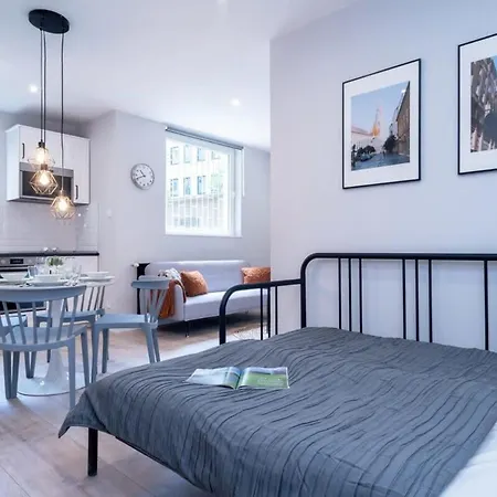 Super New With Air Conditioning Apartamento *