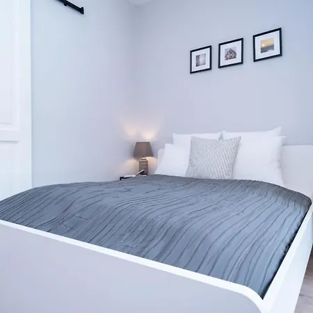 Super New With Air Conditioning Apartamento