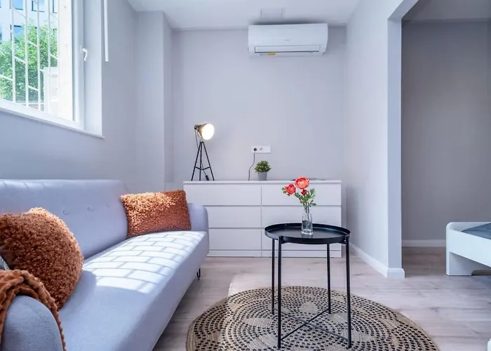 Super New With Air Conditioning Apartament